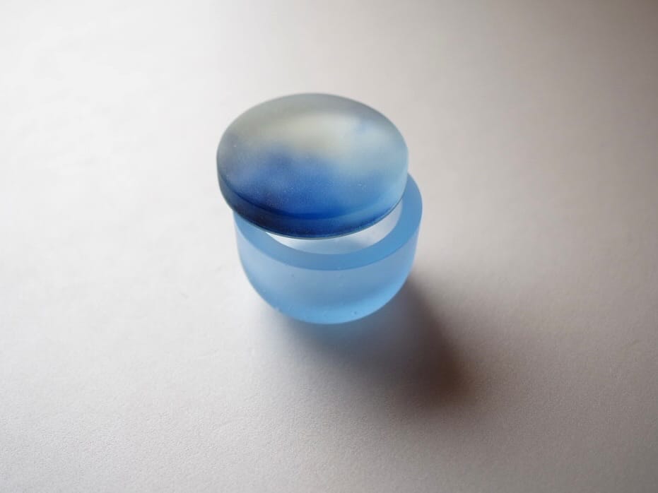 Post 2 by Rie Furukawa on Instagram (image)