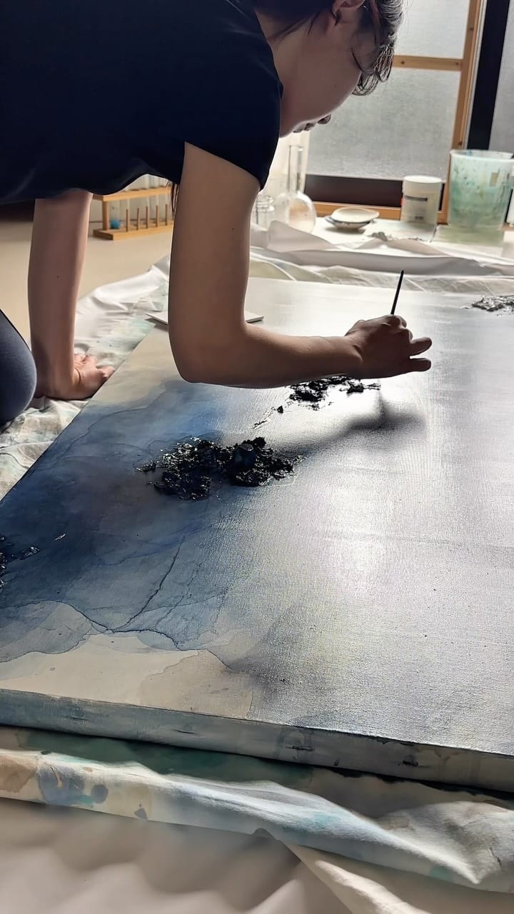 Post 2 by 藤理沙子(Risako Fuji)/現代アーティスト on Instagram (video)