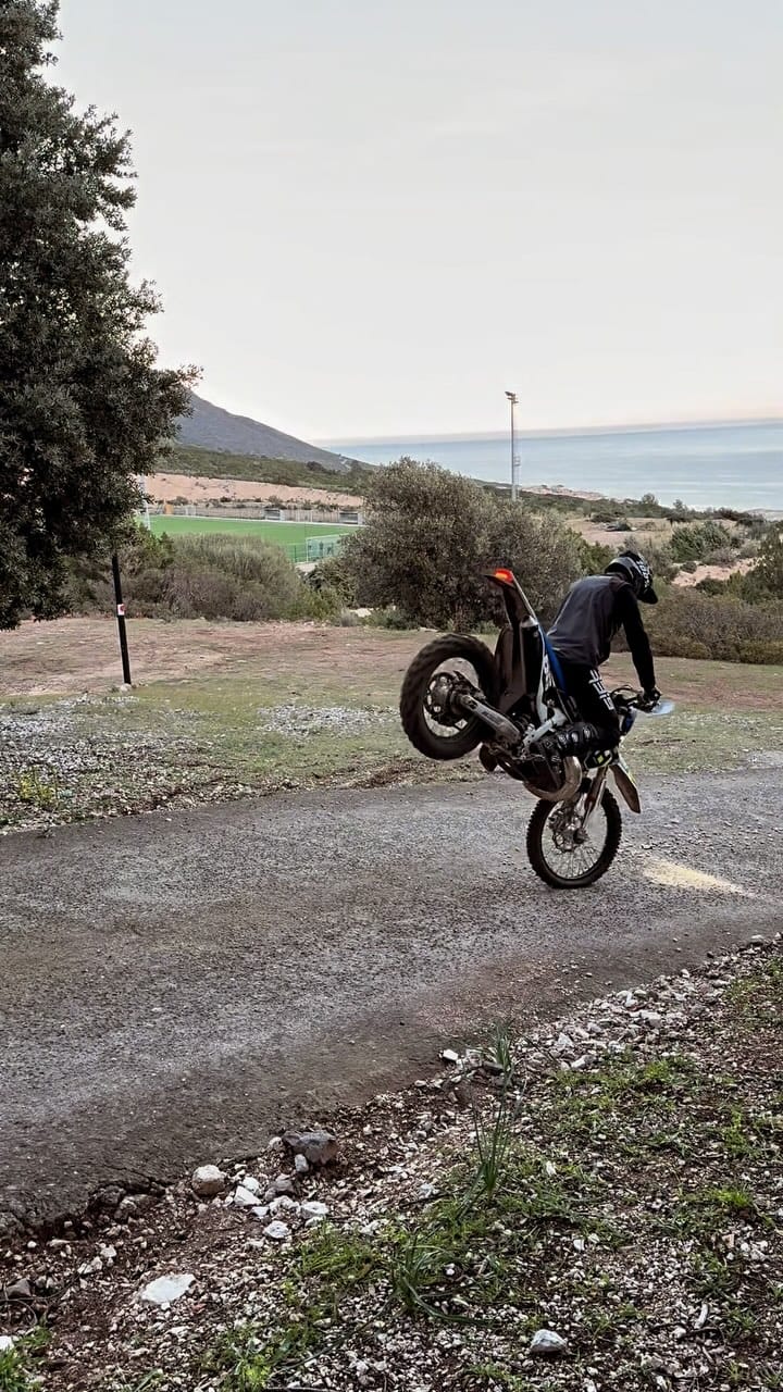 Post 8 by Claudio Spanu on Instagram (video)
