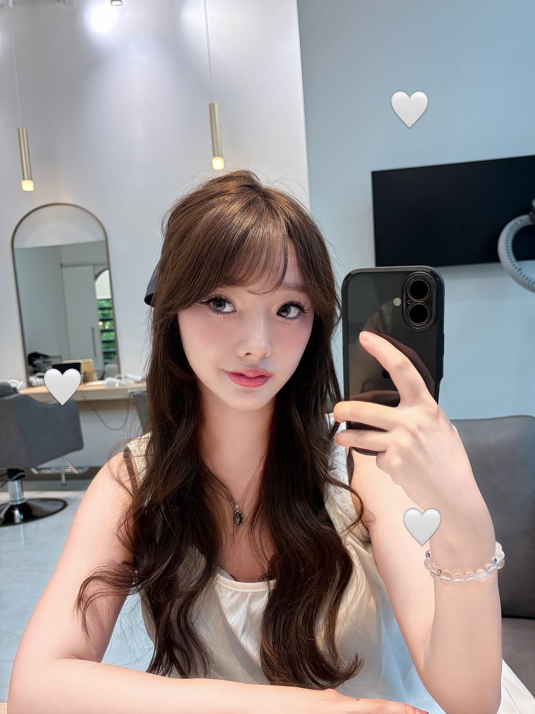Post 2 by 芹澤 萌 /渋谷美容師/韓国ヘア on Instagram (carousel)