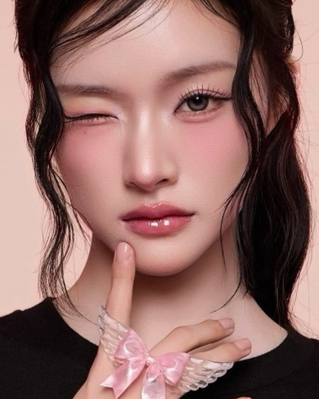 Post 3 by ヘアメイク　わこ on Instagram (carousel)