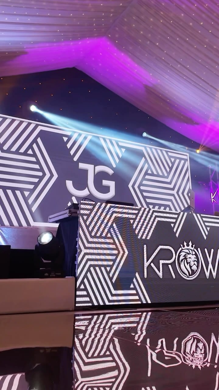 Post 10 by KROWN entertainments on Instagram (video)