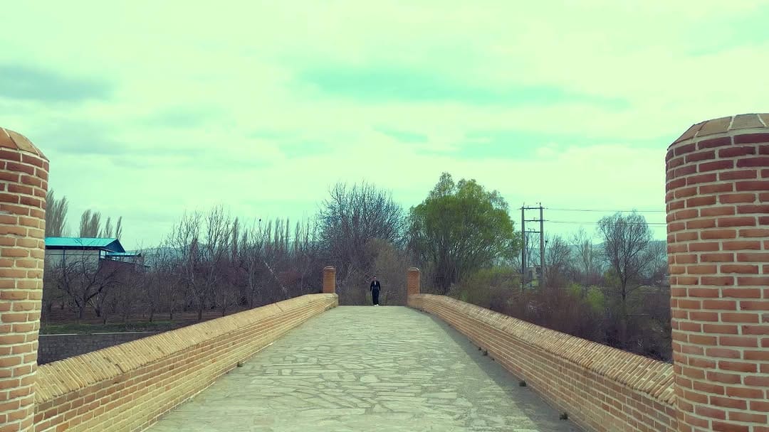 Post 10 by احسان کورد on Instagram (video)