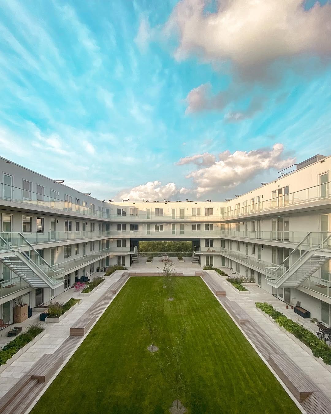 Post 5 by The Most Amazing Architecture on Instagram (image)