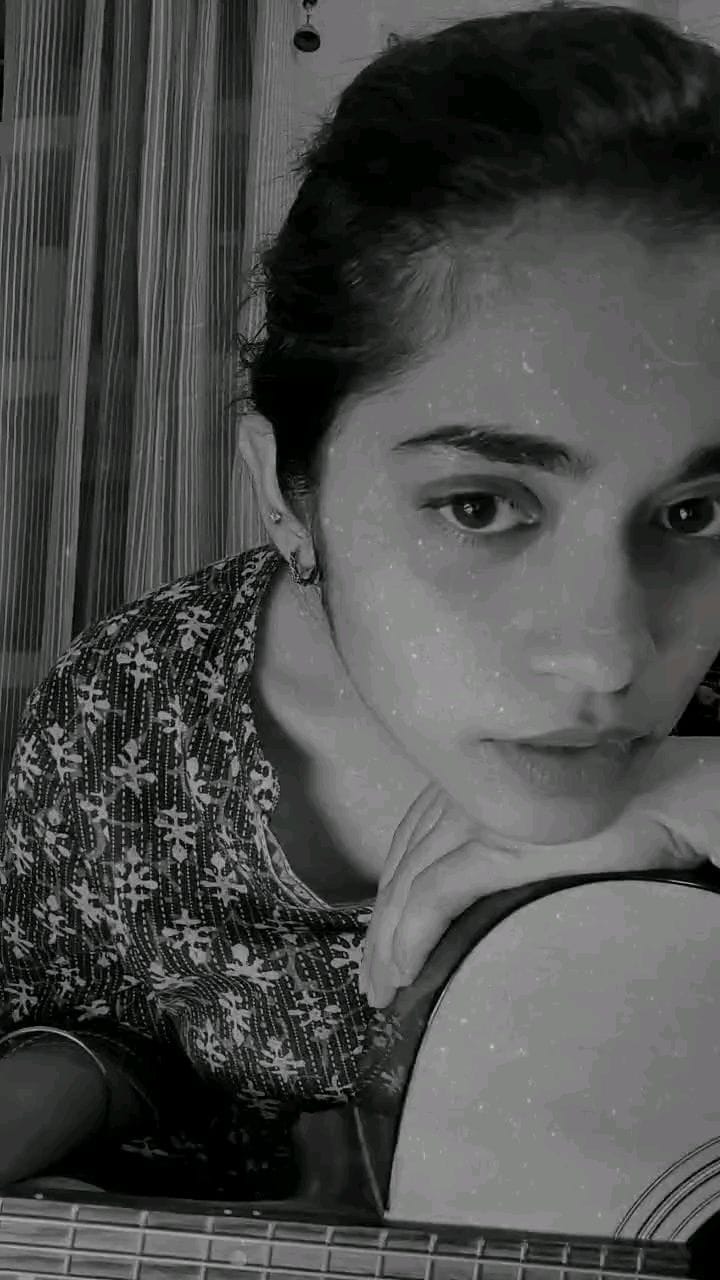 Post 10 by Aastha Vidyasagar on Instagram (video)
