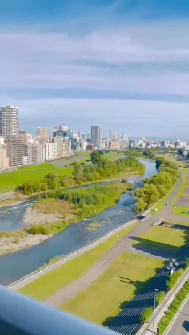 Post 5 by コ̥ͦロ̥ͦロ̥ͦン̥ͦ/北海道観光大使/札幌観光大使/モ冫⊃〃儿三味線奏者 on Instagram (video)