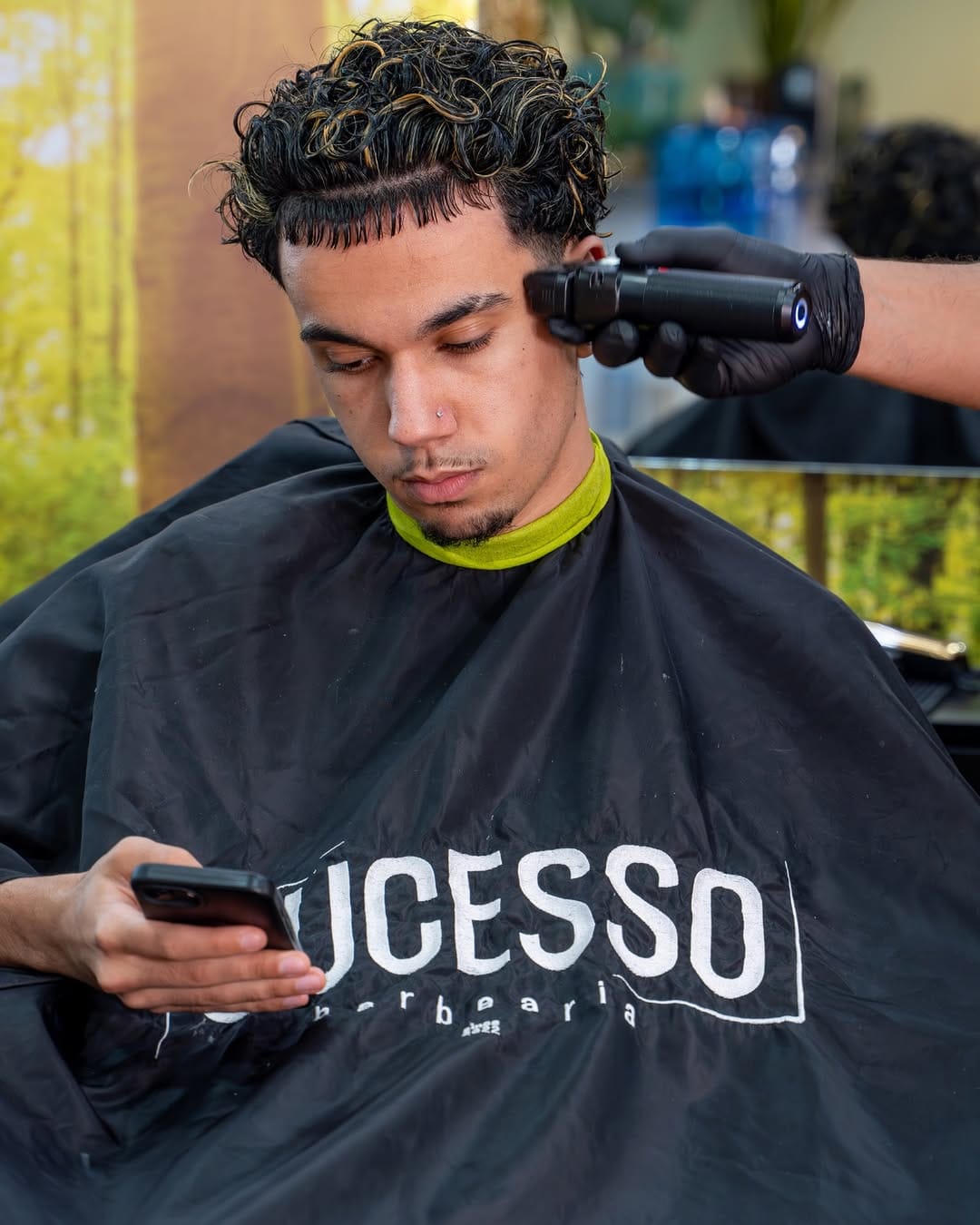 Post 3 by Sucesso Barbearia on Instagram (image)
