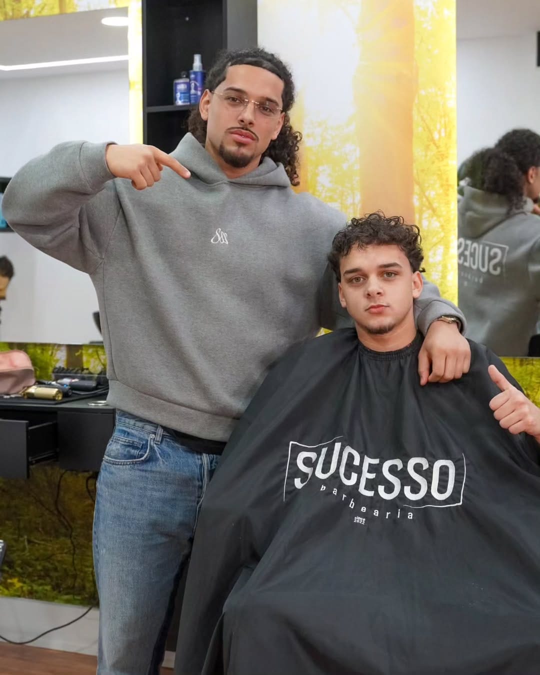 Post 10 by Sucesso Barbearia on Instagram (image)
