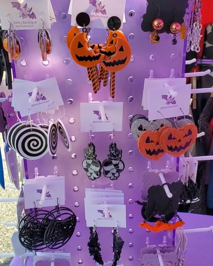 Post 10 by Batty Boutique 💕🦇 on Instagram (video)