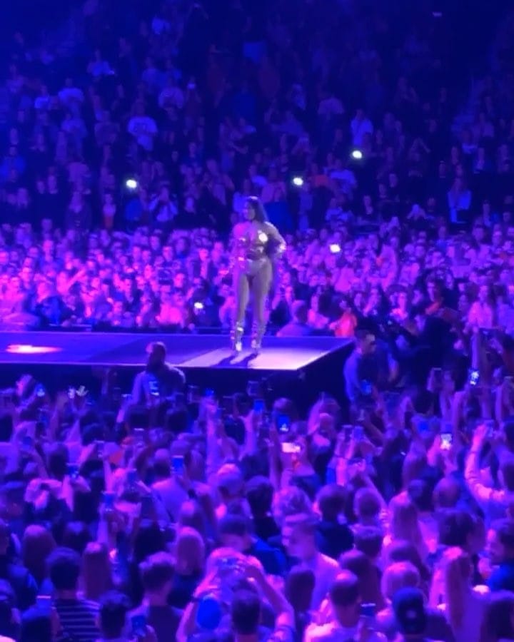Post 5 by Taylor 🖤 on Instagram (video)