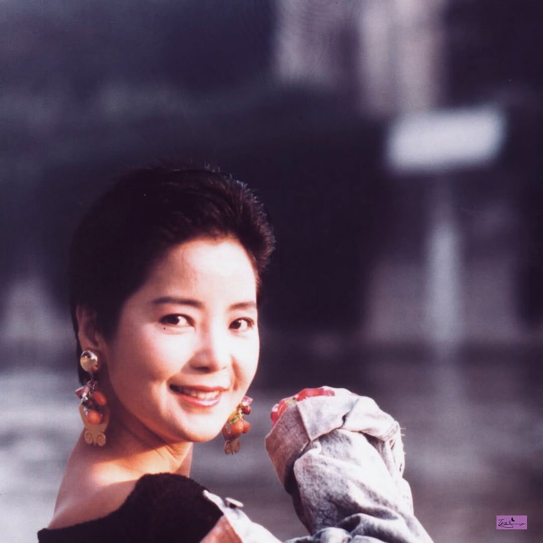 Post 9 by 鄧麗君 邓丽君 Teresa Teng テレサ・テン on Instagram (image)