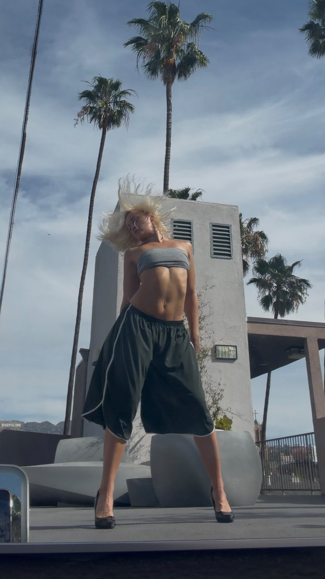 Post 5 by LAURA PAKASAAR on Instagram (video)