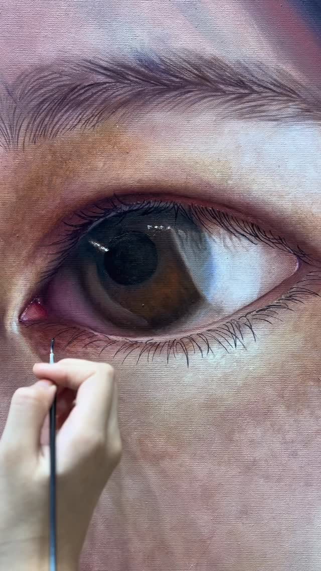 Post 3 by Lica on Instagram (video)