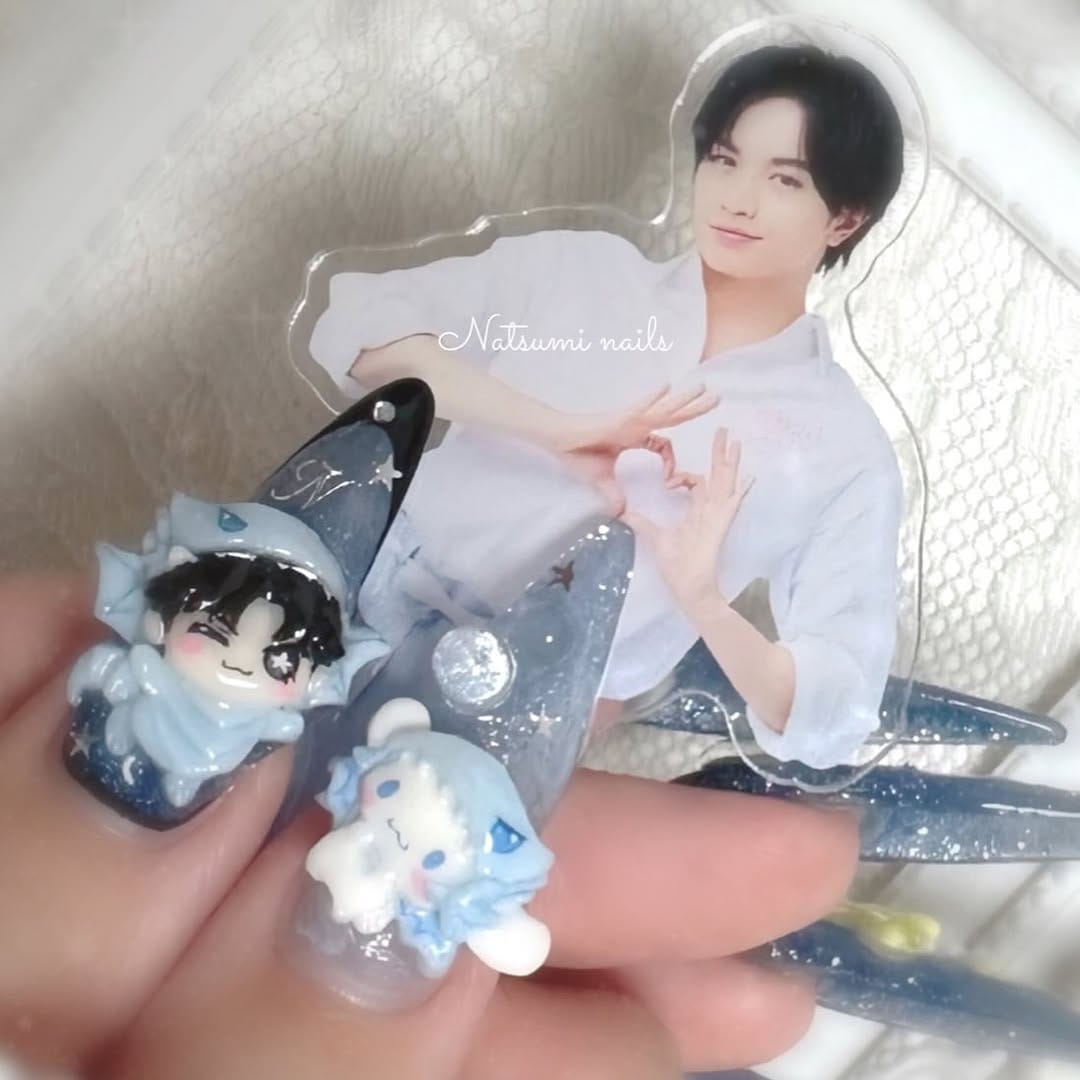 Post 8 by 痛ネイル  ♥Natsumi ⑅*. on Instagram (carousel)