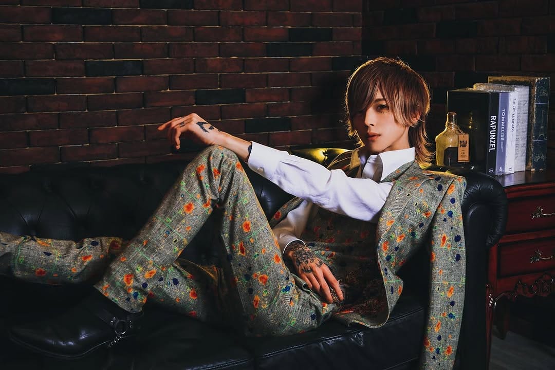 Post 8 by 千兎千尋/sentochihiro/ホスト/歌舞伎 on Instagram (image)