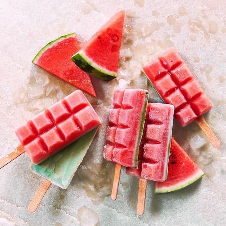 Post 7 by LICA COLE on Instagram (image)