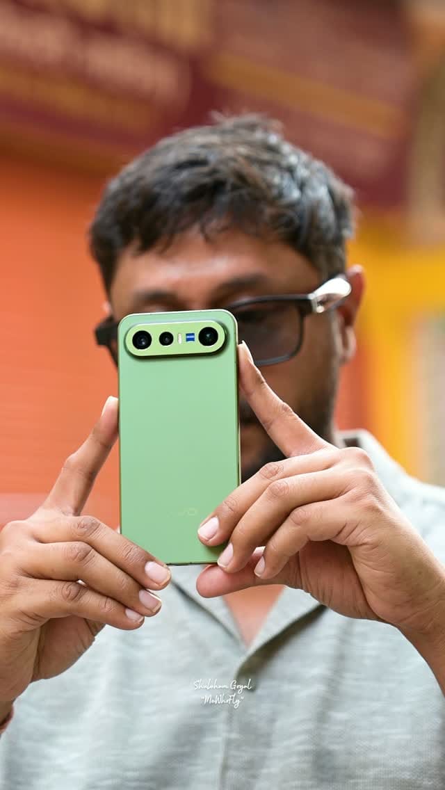 Post 1 by Shubham Goyal on Instagram (video)