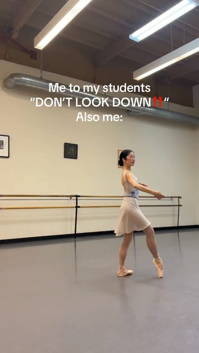 Post 2 by Saori Yamashita | Ballet Dancer on Instagram (video)