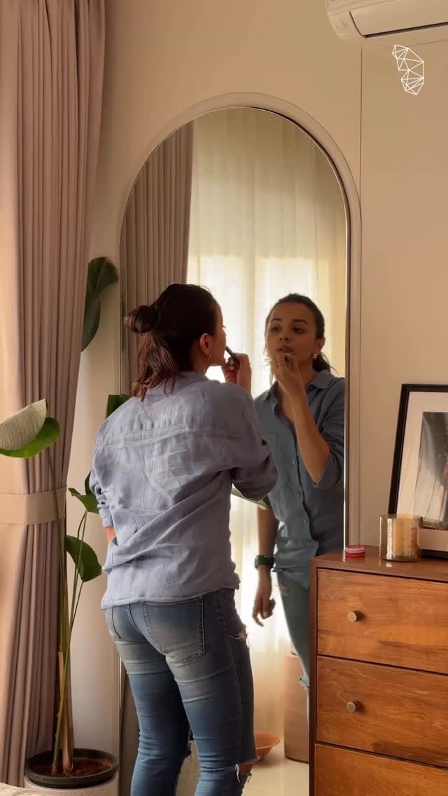 Post 8 by Vivekajeet Purohit on Instagram (video)