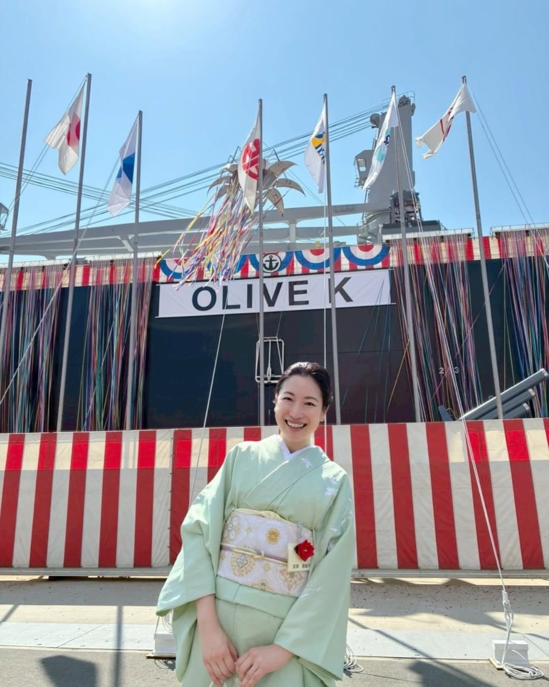 Post 8 by 定家亜由子  Ayuko Sadaie on Instagram (carousel)