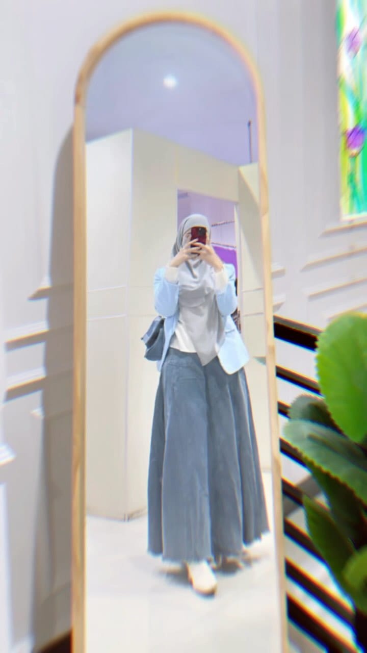 Post 10 by MIRACAHAYA REAL 🫆 on Instagram (video)