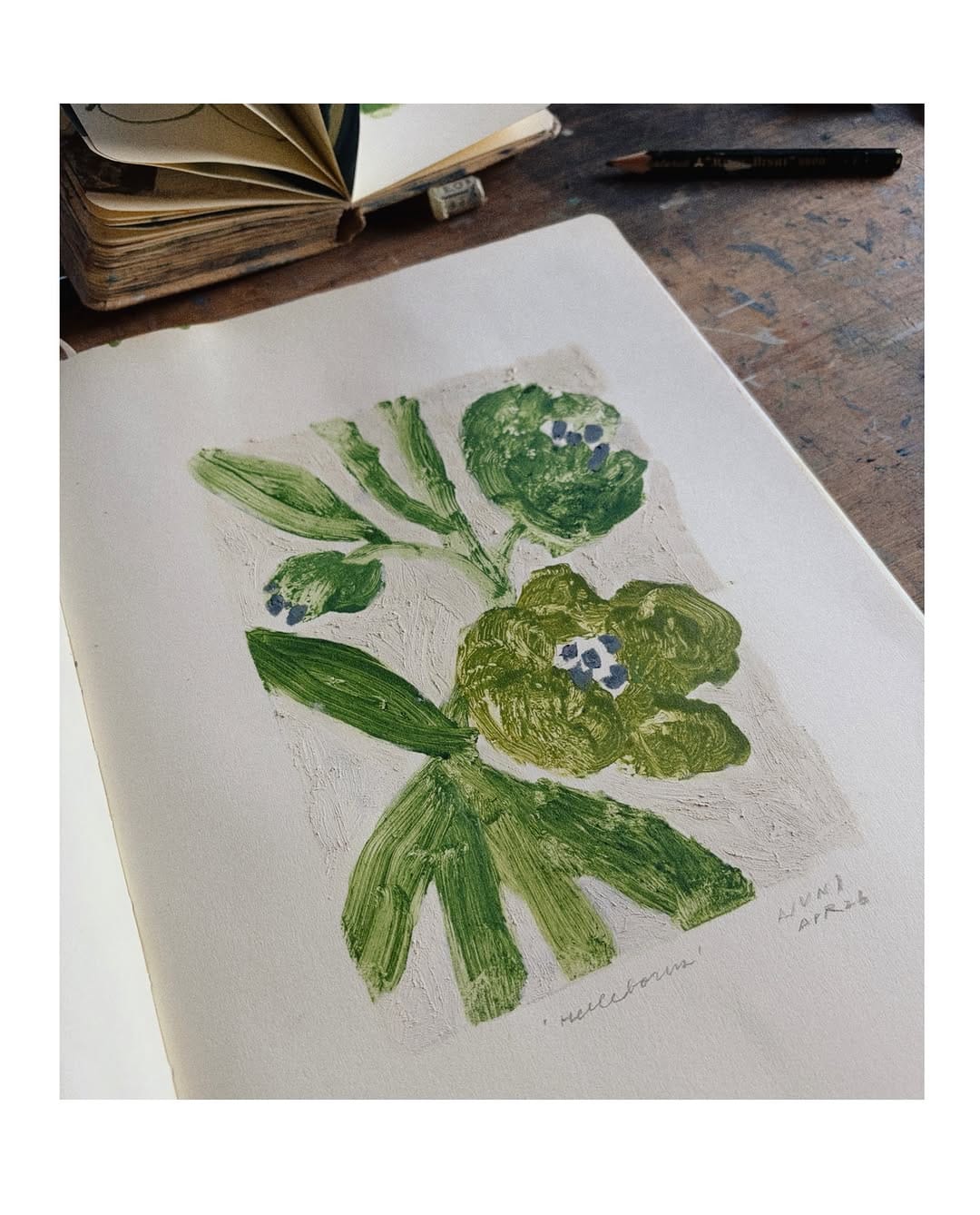 Post 4 by Akiko Juni on Instagram (image)