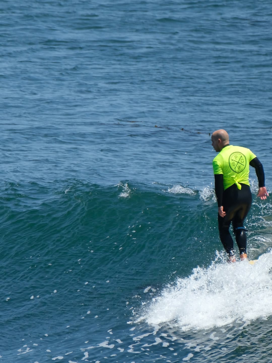 Post 3 by Surfing Fede 🟡 Longboard Surfing on Instagram (carousel)