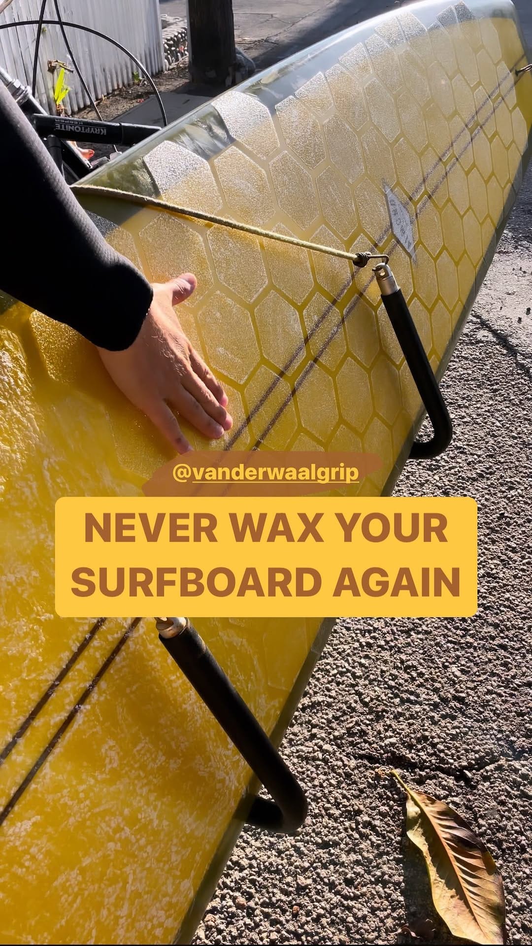 Post 9 by Surfing Fede 🟡 Longboard Surfing on Instagram (video)
