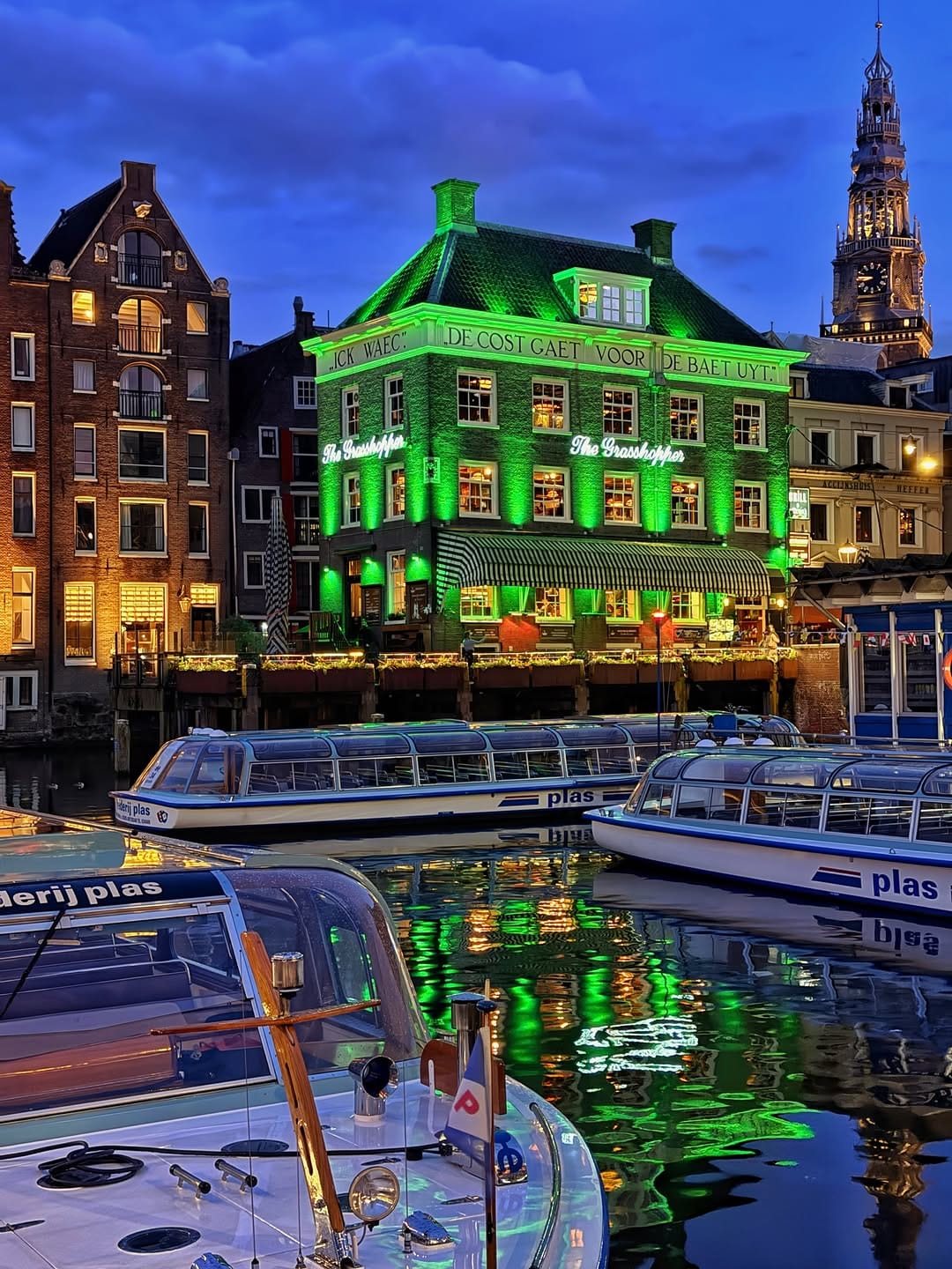 Post 4 by iPhone Travel Photography Amsterdam🇳🇱NL on Instagram (carousel)