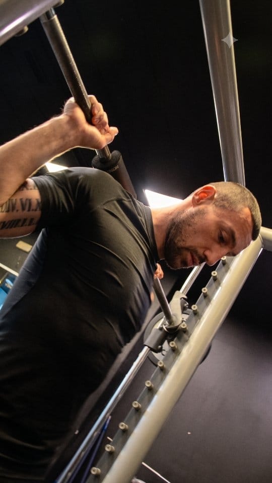 Post 2 by Artur Ionița on Instagram (video)