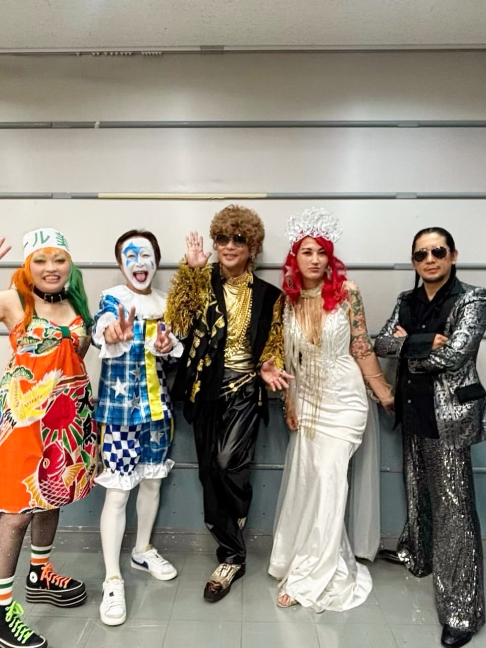Post 3 by Aya Mermaid 🧜‍♀️アヤ.マーメイド on Instagram (carousel)