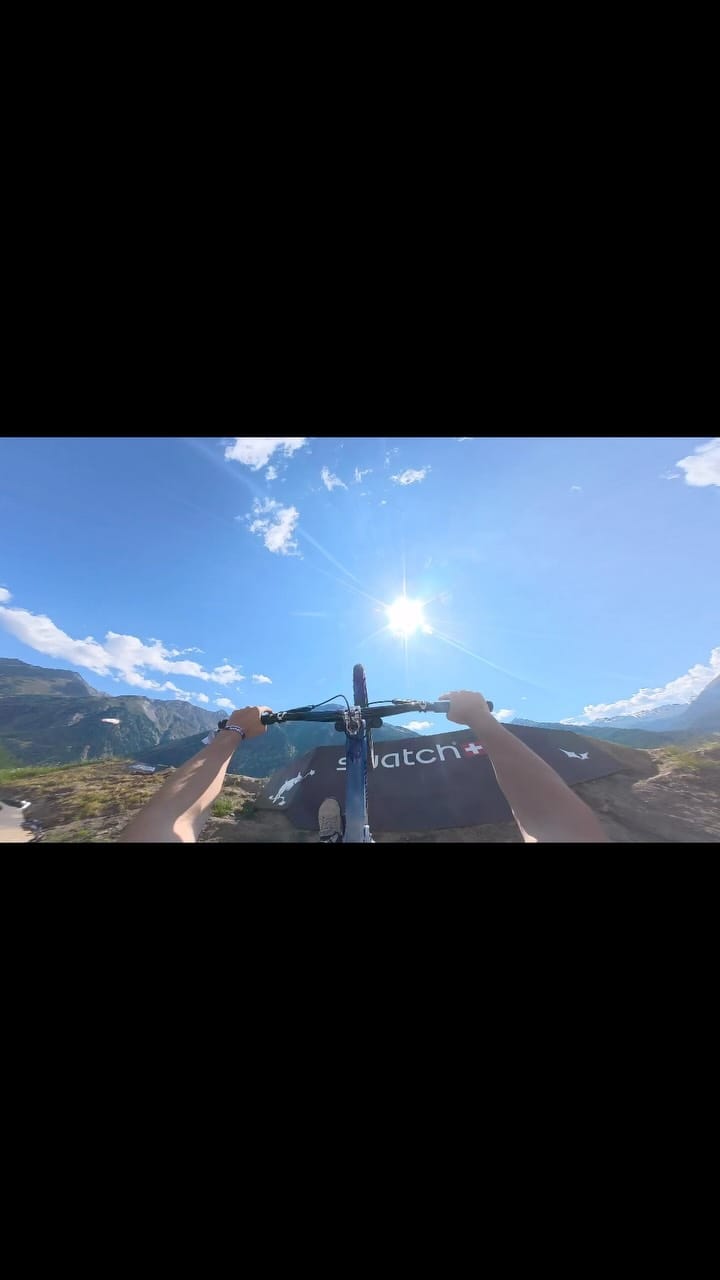 Post 5 by Maxi🐳💨 on Instagram (video)