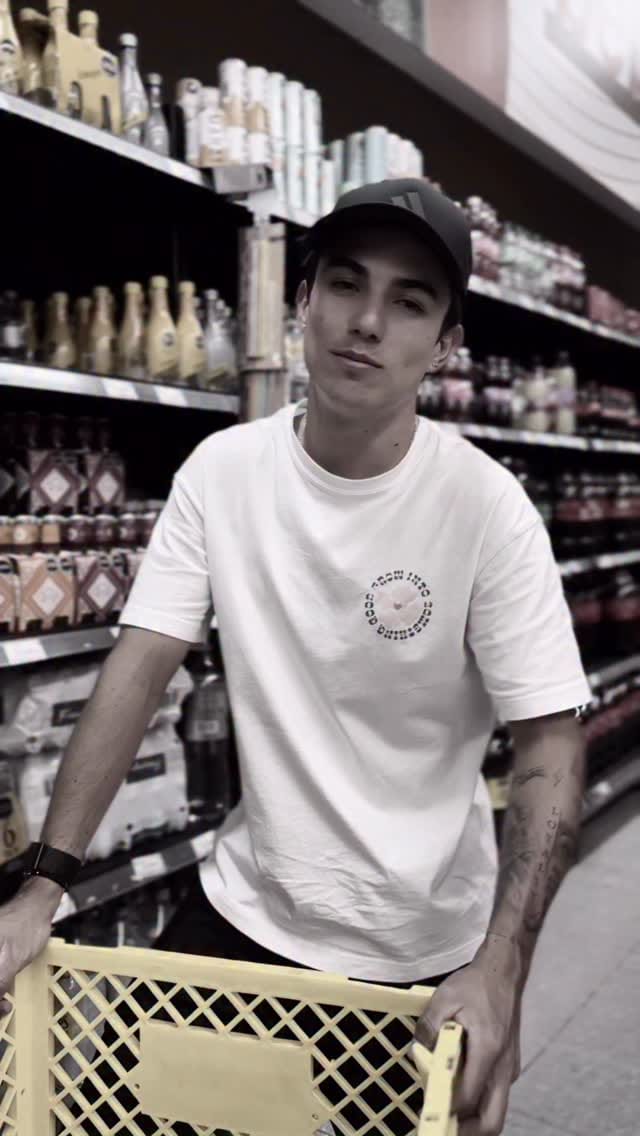 Post 4 by Nicolás Gómez on Instagram (video)