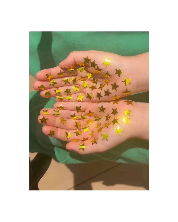 Post 8 by Yasumi on Instagram (carousel)