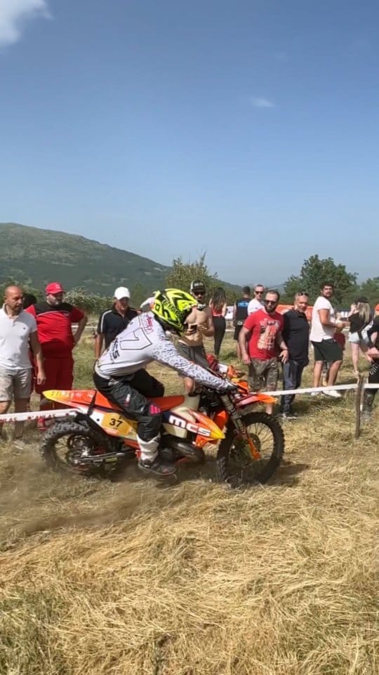 Post 9 by Sonny Goggia #37 on Instagram (video)