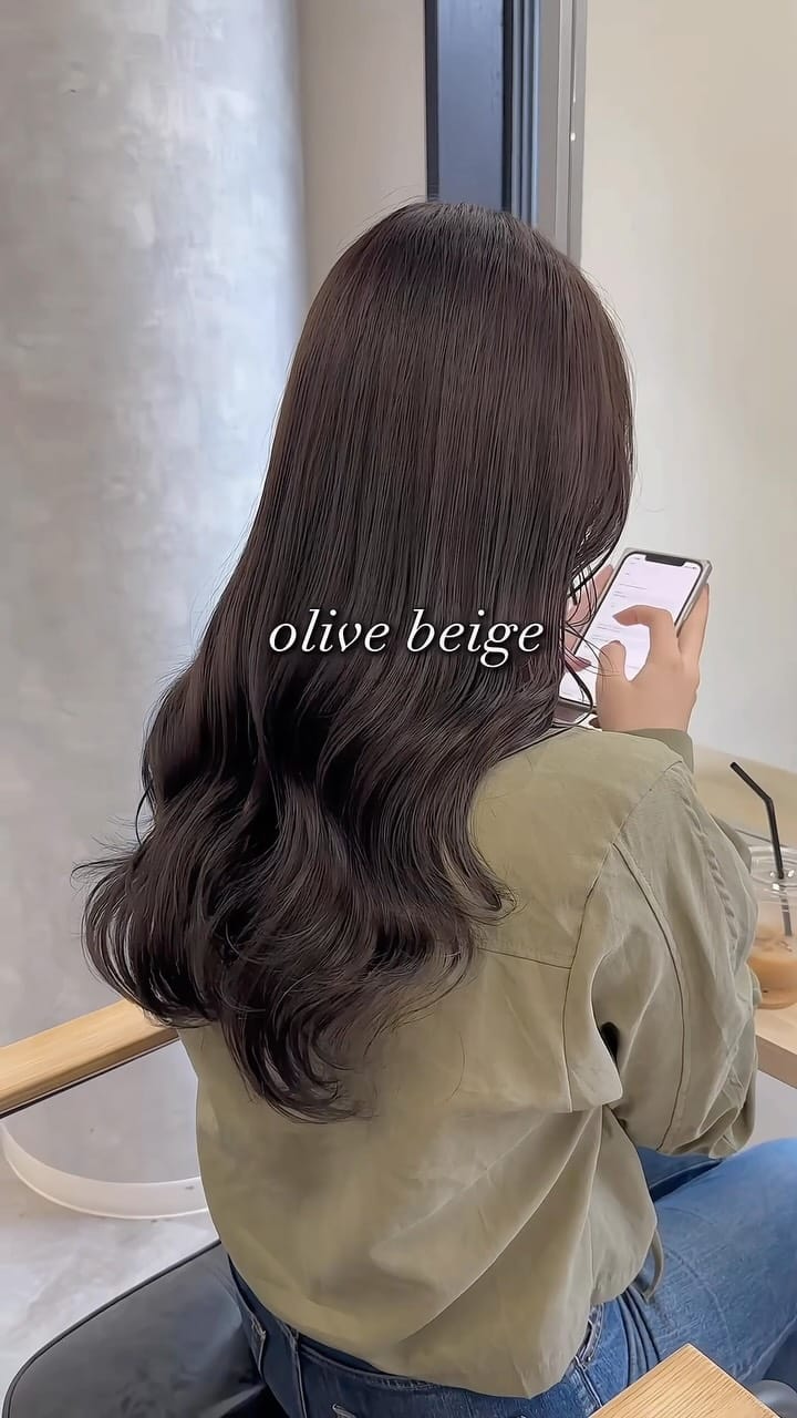 Post 6 by 原野 永遠/ヘアカラー/ブリーチなし/梅田美容室 on Instagram (video)