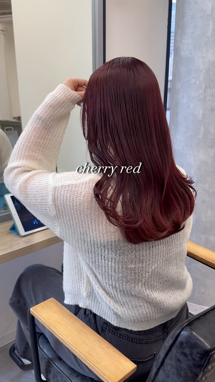 Post 3 by 原野 永遠/ヘアカラー/ブリーチなし/梅田美容室 on Instagram (video)