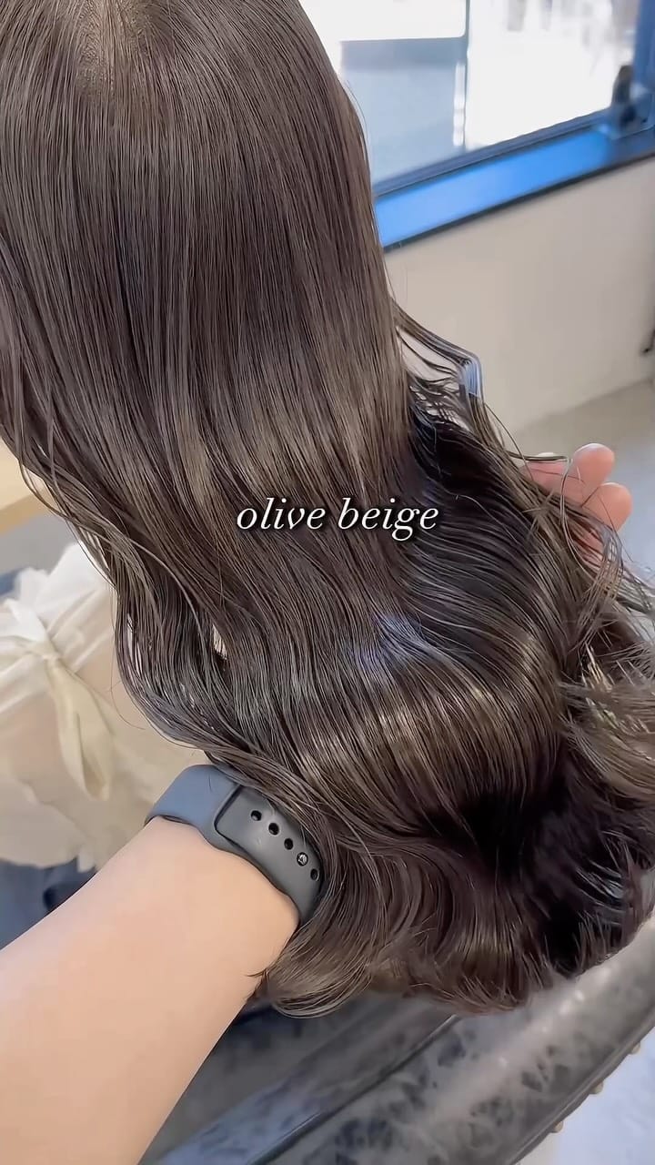 Post 2 by 原野 永遠/ヘアカラー/ブリーチなし/梅田美容室 on Instagram (video)