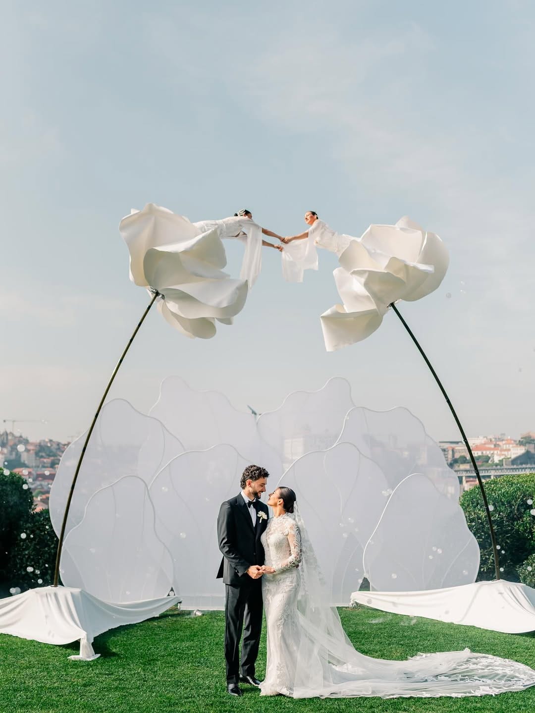 Post 2 by João Mário on Instagram (carousel)