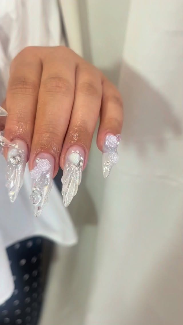 Post 4 by ♡⃛.*ﾟRECOPe nail .⋆♡⃛ girly ♡⃛ vintage ♡⃛ kirakira ♡⃛ on Instagram (video)
