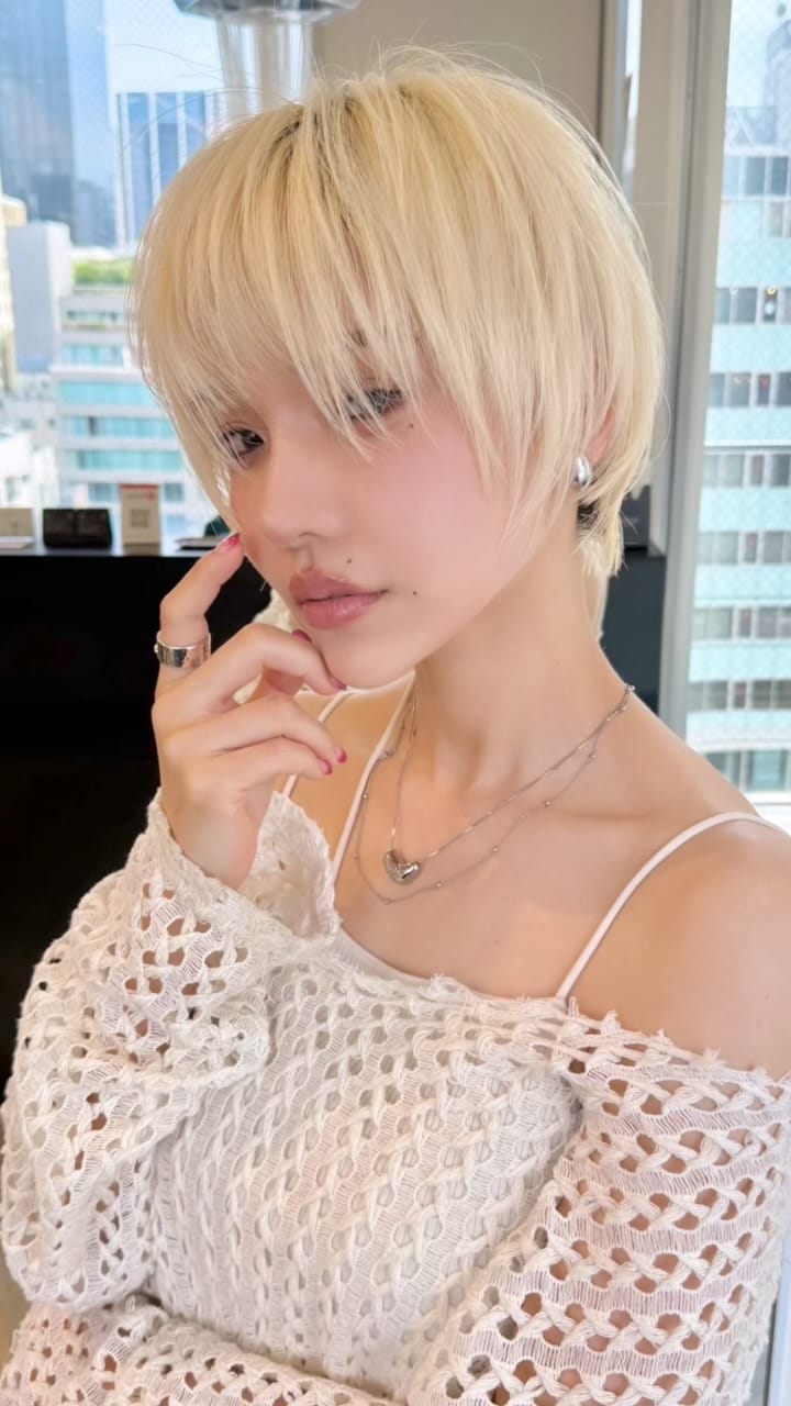Post 4 by ショートヘアの天才𝐍𝐀𝐆𝐈🏅【大阪･心斎橋/東京･表参道】生え癖似合わせショート･ボブ･レイヤー/水素髪質改善/心斎橋美容室 on Instagram (video)