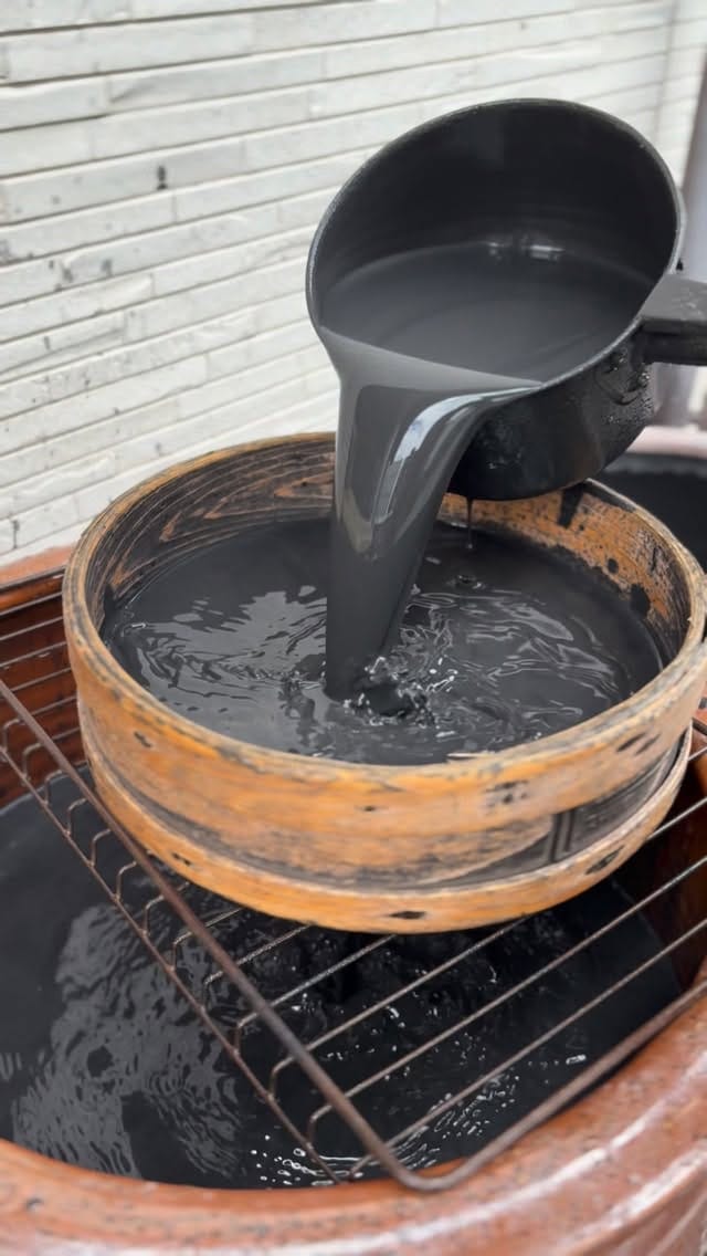 Post 8 by 小代焼たけみや窯 | 国指定伝統的工芸品 | 熊本 on Instagram (video)
