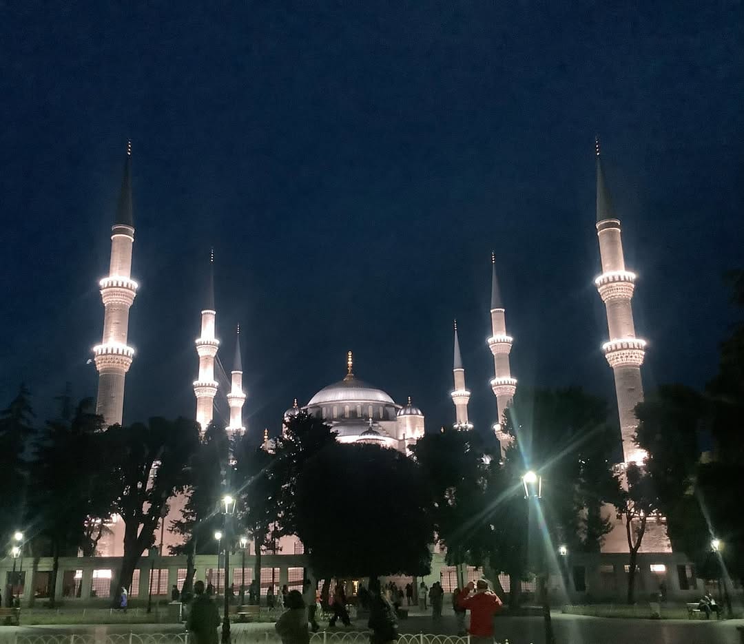Post 4 by Midori Takaki on Instagram (carousel)
