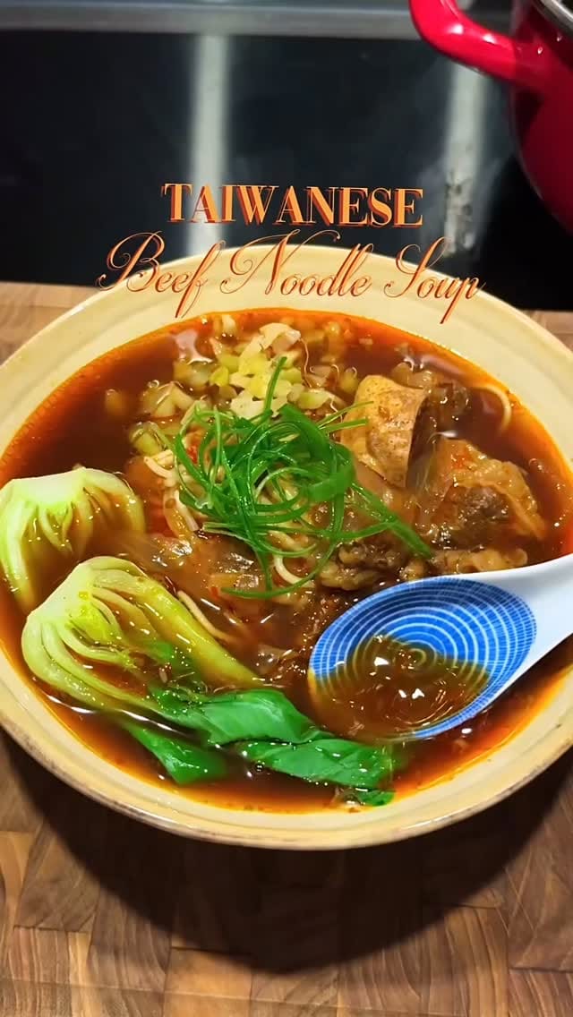 Post 5 by halsey palsey 🥢 on Instagram (video)