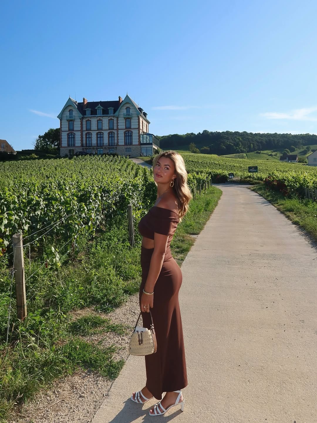 Post 2 by Mara Giezenaar on Instagram (carousel)