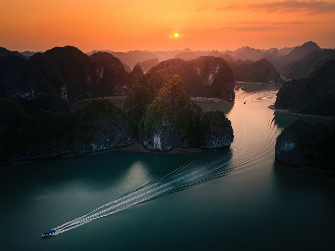Post 10 by Cyril Mouty | Eco-travel & Sustainable brands Photographer on Instagram (carousel)