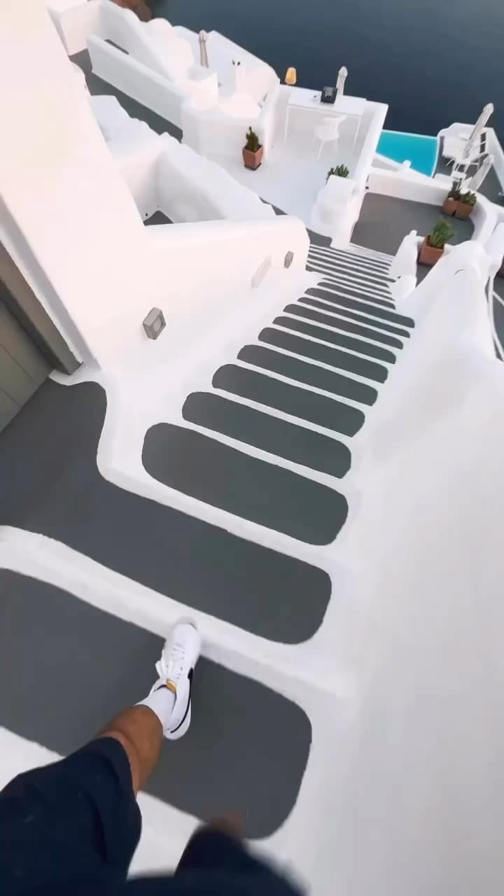 Post 8 by Shukurx on Instagram (video)