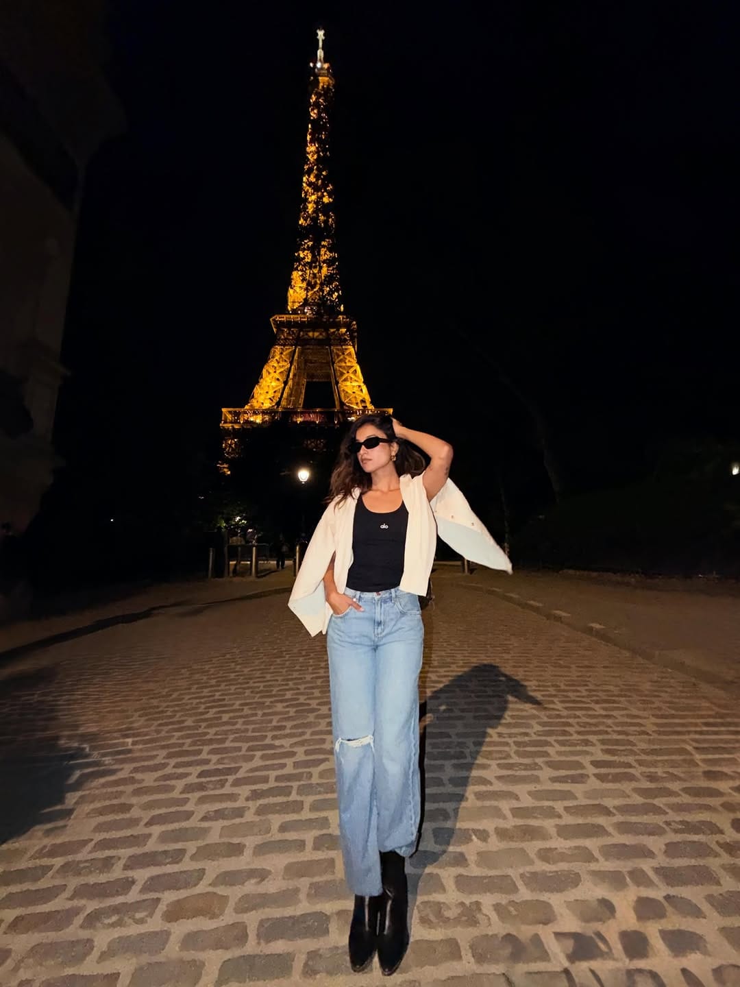 Post 4 by Simran Saini on Instagram (carousel)