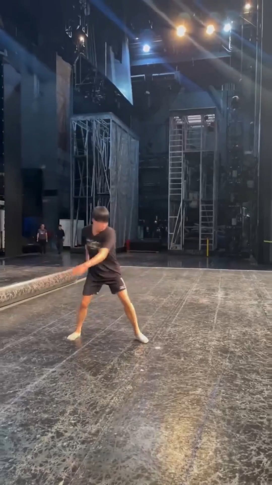 Post 1 by Kazuki Nakao on Instagram (video)