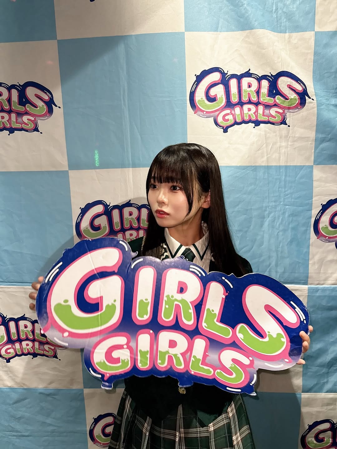 Post 5 by 土井颯愛🌊ほくりくアイドル部 on Instagram (carousel)